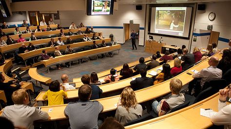 Futuristic School, College Lectures, University Lectures, Leeds University, Classroom Interior, College Vision Board, Lecture Hall, School Building Design, Library Work