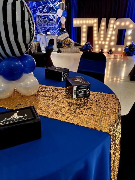 Blue Sneaker Ball Party, Sneakerball Decorations, Sneakerball Decor, Sneakerball Party Ideas, Sneaker Ball Cake, Sneaker Theme Party Ideas, Sneaker Ball Decor, Sneaker Gala Party Ideas, Sneaker Ball Party Decorations