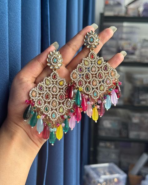 Vineeta Crystal Earrings ₹525/- Free Shipping In India Dm us for orders Jhumka Designs Antiques, Diy Kundan Jewellery, Dreamy Earrings, Popsicle Stick Crafts House, Girl Hood, Desi Jewelry, Bridal Necklace Designs, Indian Accessories, Beautiful Ornaments