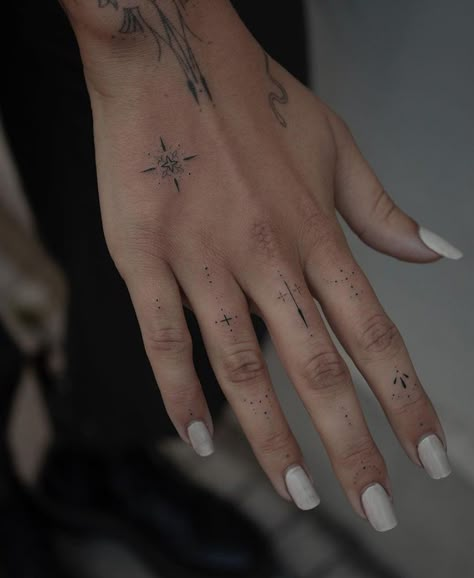 Tattoo Inspiration Page on Instagram: “Hand ornaments 💉❤️ @xoxotattoo Want to be featured here? Visit 👉🏽 shoutcloud.co” Small Finger Tattoos, Finger Tattoo For Women, Hand And Finger Tattoos, Dot Tattoos, Handpoke Tattoo, Hand Poked Tattoo, Hand Tattoos For Women, Small Hand Tattoos, Finger Tattoo