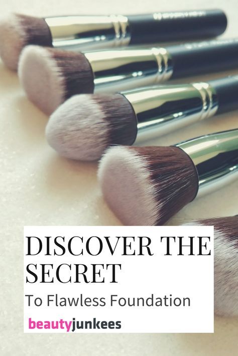 Quick Eye Makeup, Kabuki Makeup, Korean Makeup Tips, Best Makeup Remover, Foundation For Dry Skin, Foundation Tips, Makeup Brushes Guide, Flawless Foundation, Top Makeup Products