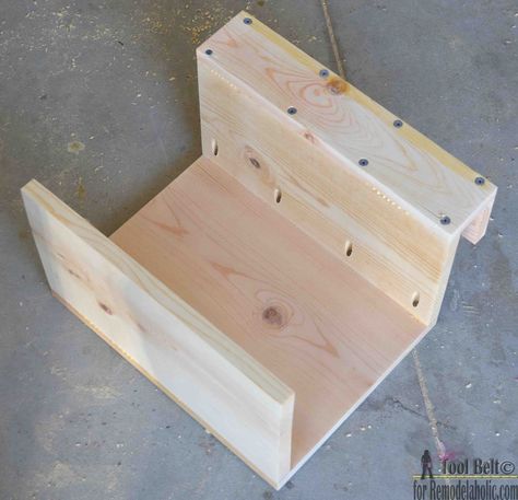 Need a little extra space for your game time snacks and drinks? Build this super easy sofa arm table to give you a stable surface all game long! Free plans and tutorial on @remodelaholic Game Time Snacks, Couch Arm Table, Arm Rest Table, Sofa Arm Table, Diy Sofa Table, Diy Couch, Diy Furniture Bedroom, Sofa Sofa, Diy Sofa