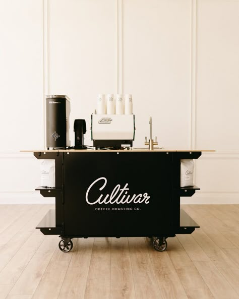 Coffee Carts Design, Coffee Shop Cart, Mobile Espresso Bar, Pop Up Coffee Bar, Coffee Cart Aesthetic, Diy Coffee Stand, Coffee Cart Ideas Business, Coffee Stand Design, Coffee Pop Up