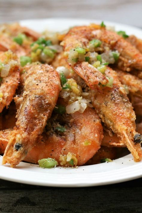 Salt And Vinegar Shrimp, Salt And Pepper Shrimp Chinese, Colossal Shrimp, Cooked Shrimp Recipes, Salt And Pepper Shrimp, Pepper Shrimp, Yummy Seafood, Shrimp Recipes For Dinner, Shrimp Dishes