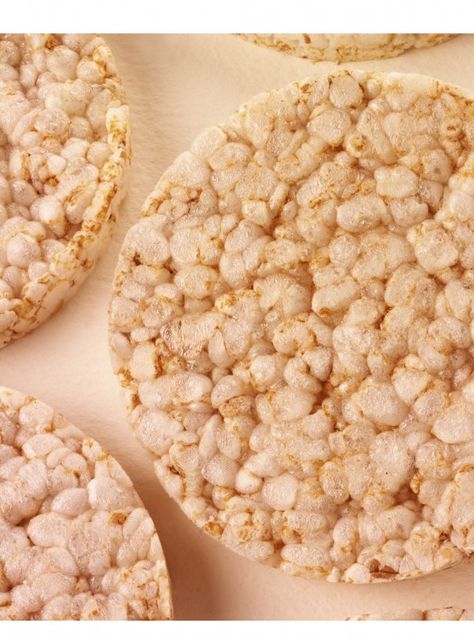 Plain Rice Cakes, Rice Crackers Recipe, Rice Cracker Recipe, Rice Cakes Healthy, Top Healthy Foods, Rice Cracker, Homemade Comfort Food, Healthy Food Swaps, Food Swaps