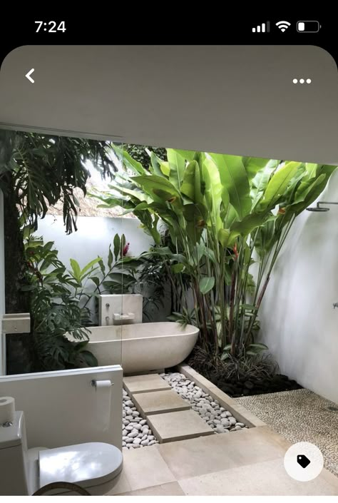 Luxury Off The Grid Homes, Indoor Outdoor Bathroom Ideas, Plants Around Bathtub, Tropical Outdoor Shower Ideas, Semi Outdoor Bathroom, Bali Bathroom Ideas, Tropical Bathroom Ideas, French Spa, Bali Bathroom