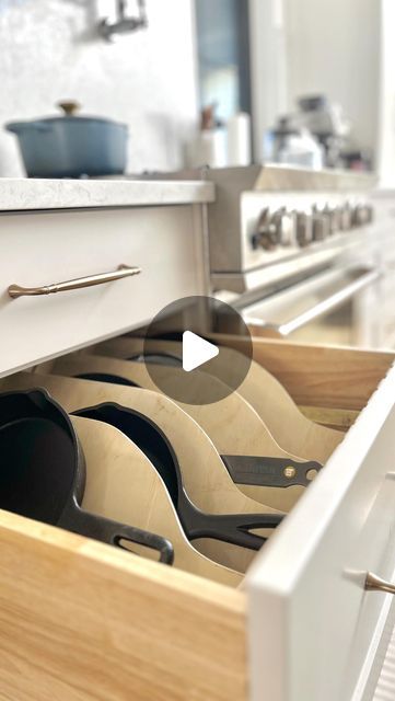 Pans in a pod on Instagram: "We were tired of looking for a pan in a pinch and having to dig through a stack. So we made this easy DIY system to store our pans diagonally in this drawer!" Neighborhood Ideas, Pan Drawer, Cabinetry Ideas, Pocket Neighborhood, Kitchen Storage Hacks, 2024 Kitchen, Diy Drawers, Media Storage, January 13