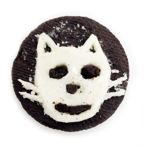 Oreo Treats, Cookie Cat, Oreo Cookie, Art Food, Oreo Cookies, Lesson Ideas, Art Club, Chocolate Cookie, Website Builder