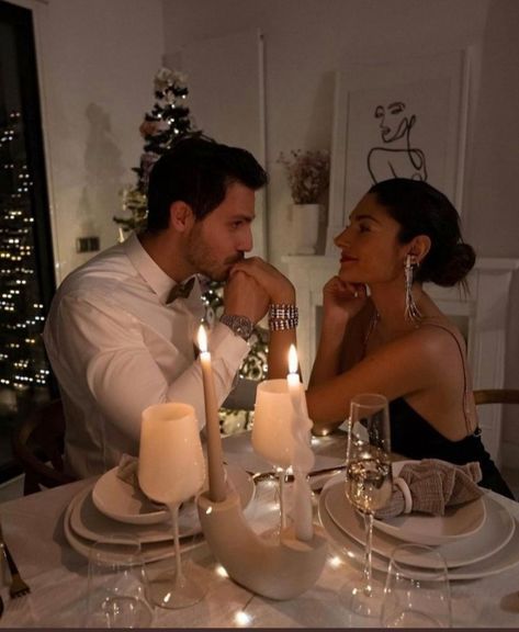 Candle Light Dinner Romantic Couple, Dinner Couple, Candle Night Dinner, Spoiled Girlfriend, Couples Dinner, Rich Couple, Romantic Candle Light Dinner, Passionate Couples, Forever Book