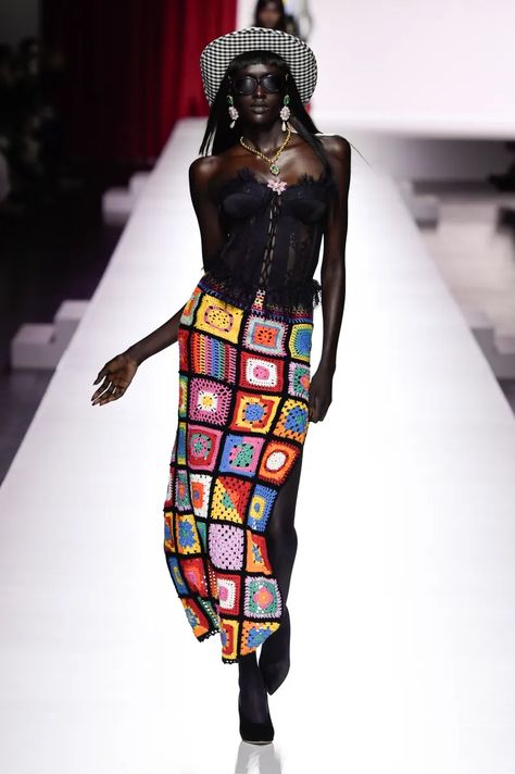 Moschino RTW Spring 2024 [PHOTOS] – WWD 2024 Style, Spring Summer Trends, Jeremy Scott, Crochet Skirt, Fashion 2024, Spring 2024, Free Patterns, Summer 2024, Couture Fashion