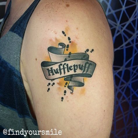 Hufflepuff tattoo Hufflepuff Tattoo, Badger Tattoo, Hogwarts Tattoo, Crest Tattoo, Harry Tattoos, Science Tattoos, Hp Tattoo, Pride Tattoo, House Name