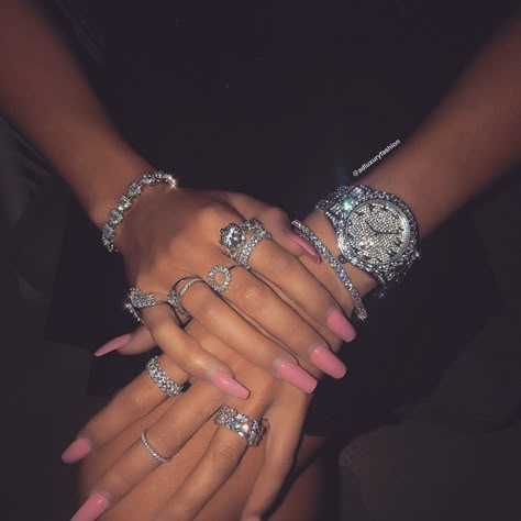 Boujee Jewelry Aesthetic, Sparkly Silver Watch, Jewellery Vision Board, Silver And Black Jewelry Aesthetic, Sparkly Rings Aesthetic, Bling Jewelry Aesthetic, Sparkly Jewelry Aesthetic, Silver Jewelry Collection Aesthetic, Icy Jewelry Aesthetic