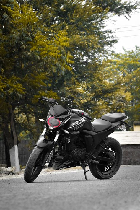 Fz full modifid Fzs V2 Modified, Fz V2 Modified, Fz V2, Fz 16, Bulls Wallpaper, Duke Bike, Black Bike, Dark Knight, Motorcycles