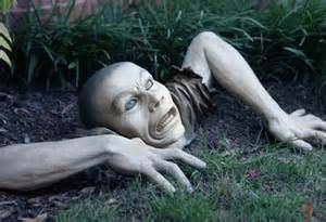 Realistic zombie Zombie Graveyard, Lawn Ornament, Yard Decorations, Think Geek, Scary Halloween Decorations, Halloween Yard, Lawn Decor, Gnome Garden, Zombie Apocalypse