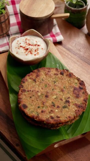 Meghna’s Food Magic on Instagram: "GOBI GAJAR KA PARATHA #MereGharKaSwad . #KidsLunchBoxRecipes   🌟 Do you know how mothers feed veggies to their kids ? One such example is  GOBI GAJAR KA PARATHA ; which I added into our lunch routine; and it  has been a complete game changer! Not only is it a delightful twist on the regular paratha, but it’s also packed with nutrition, and guess what? Even the grown-ups can’t resist it! 😍   These colorful parathas are perfect with curd, chutney, or even raita. And if you’re having a cozy evening with tea, this is the ultimate companion! ☕️🥳   **Here’s the magical recipe you won’t want to miss:**   1️⃣ In a bowl, mix 1 cup wheat flour with 2 tbsp besan (chickpea flour), 1/2 cup finely shredded gobi, 1/4 cup shredded carrot, fresh coriander, 1 medium oni Gobi Paratha, Food Magic, Mother Feeding, Cozy Evening, Chickpea Flour, Lunch Box Recipes, Shredded Carrot, Grown Ups, Wheat Flour