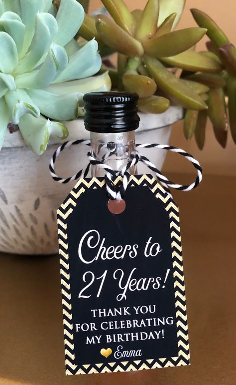 Thank You Tag for 50ml bottle|Cheers Printable Tag|Cheers Mini Liquor Bottle Tag|Black and Gold Nip Bottle Tag| 21st Party Favor Tag|21022 #birthday #thankyoutag Mini Wine Bottle Favors Wedding, 21st Birthday Favors, 21st Birthday Party Favors, Liquor Party, Mini Wine Bottle Favors, Printable Design Paper, Digital Quotes, Mini Liquor Bottles, Milestone Birthday Party