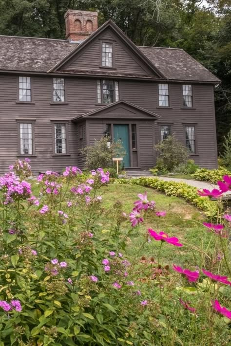 Louisa May Alcott House, Orchard House Little Women, Little Women House, Concord Massachusetts, Little Women Costumes, Cider Press, School Vacation, Louisa May Alcott, New England Travel