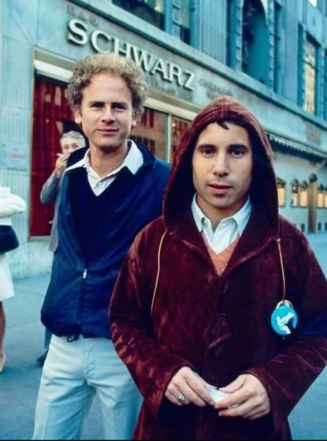 Simon and Garfunkel. John Denver Pictures, Laughing Man, Simon And Garfunkel, Don Mclean, Kris Kristofferson, Simon Garfunkel, Joan Baez, Paul Simon, Cat Stevens