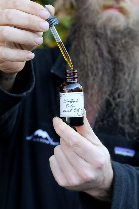 Beard Oil Blends, Beard Oil Recipe Diy, Diy Beard Oil, Beard Oil Recipe, Diy Beard, Long Beard, Beard Butter, Mountain Rose, Diy Gifts For Men