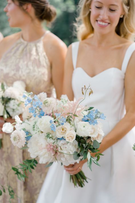 Modern romantic early summer bridal bouquet. White, blush, light blue bridal bouquet. Lush bridal bouquet. PC: Amber Dawn Photography White And Light Blue Bridal Bouquet, Light Blue And White Bridesmaid Bouquet, Light Blue And Pink Wedding Bouquet, White Blush Blue Bouquet, Light Blue Pink And White Bouquet, Bridal Bouquet Summer, Blush Bridal Bouquet, Bridal Bouquet Blue, Romantic Bouquet