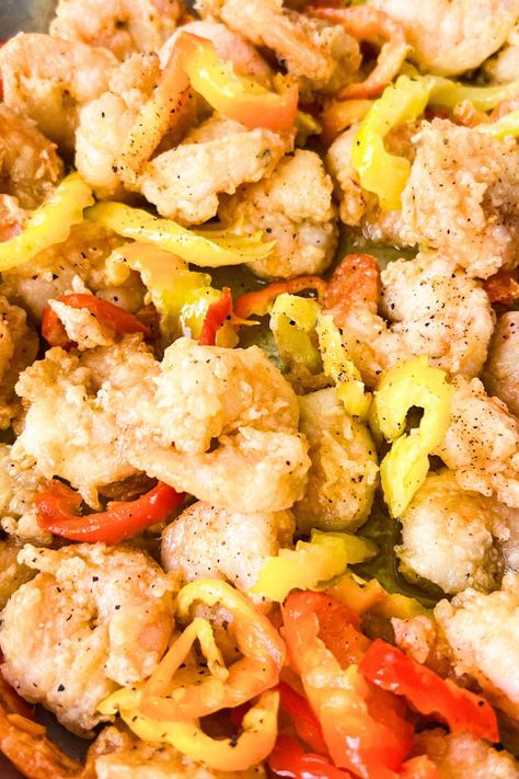 Wild West Shrimp Recipe {Crisp Shrimp + Buttery Sauce) Wild West Shrimp Longhorn Recipe, Fried Chicken Deep Fryer, Wild West Shrimp, Shrimp Butter, Pickled Sweet Peppers, Deep Fryer Recipes, Deep Fried Recipes, Lime Chicken Tacos, Breaded Shrimp