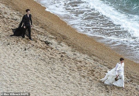 Morpheus and Orpheus. (The Sandman season 2 bts at Durdle Door in Dorset. June 2023) Dorset Beach, Morpheus Sandman, God Of Dreams, Sandman Comic, Sandman Neil Gaiman, Tom Sturridge, The Sandman, Story Arc, Last Episode