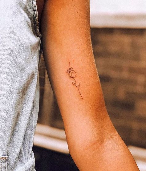 Women Inked Goddess Art Minimalist Tattoo, Roos Tattoo, Tattoo Pols, Pols Tattoo, Moving On From The Past, Art Flash Tattoo, Line Art Minimalist, Art Flash, Anklet Tattoos