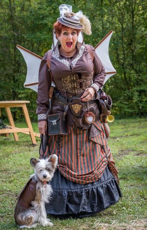 Winged Steampunk (and her little dog, too) - Woman's steampunk costume (wings, corset, blouse, skirt, hat) and steampunk dog (steampunk dog costume with wings) Steampunk Dog Costume, Steampunk Costume Ideas, Steampunk Illustration, Steampunk Woman, Steampunk Mixed Media, Costume Wings, Steampunk Tendencies, Costume Ideas For Women, Steampunk Halloween