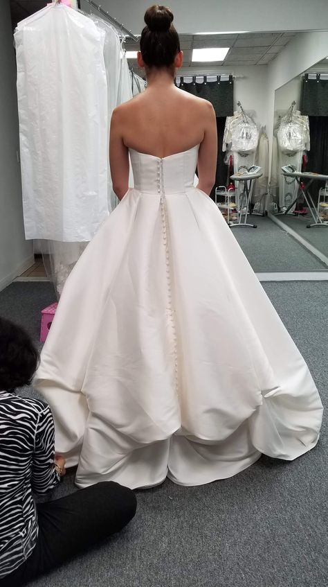 Tulle Wedding Dress Bustle, Ball Gown Bustle, Bustle Wedding Dress Styles, Bustle Wedding Dress Styles A Line, French Bustle Wedding Dress, Bustle Wedding Dress Styles Trains, Train Flip Bustle Wedding Dress, French Bustle Wedding Dress Tulle, Bustle Types