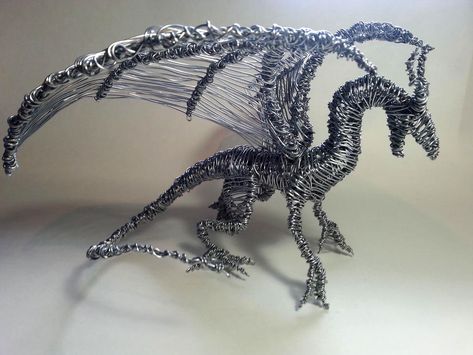 Wire Dragon, Drátěná Socha, Fantasy Wire, Chicken Wire Art, Make A Candle, Sculpture Wire, Paper Baskets, 3d Pen Art, Become Beautiful