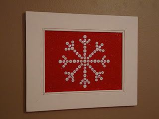 snowflake made of bottons and in a refurbished frame Snowflake Pictures, Snowflakes Art, Button Picture, Thanksgiving Fun, Button Art, Button Crafts, Winter Crafts, Diy Holiday, Christmas Projects