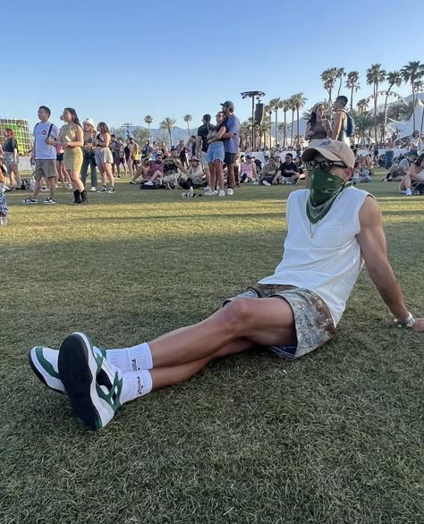 Mens Fashion Festival, Men’s Country Music Festival Outfit, Men’s Festival Outfits Edc, Men’s Festival Outfits Aus, 2024 Coachella Outfit, Beyond Wonderland Outfit Men, Music Festival Outfits Masc, Bonnaroo Outfits Men, Men’s Coachella