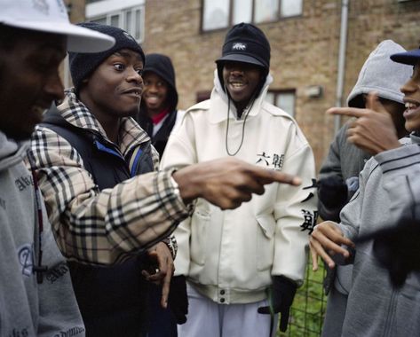 Abbey Road Studios launches the world's first awards to recognise art of music photography. Simon Wheatley, 2000s Uk, Uk Grime, Art Of Music, Uk Culture, Abbey Road Studio, Music Documentaries, Uk Style, Styling Photography