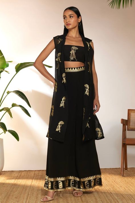 Black embroidered foil print shrug and pant set Sleeveless Shrug, Banquet Outfit, Foil Prints, Black Shrug, Shrug Pattern, Straight Fit Pants, Red Lehenga, Black Knees, Notch Collar