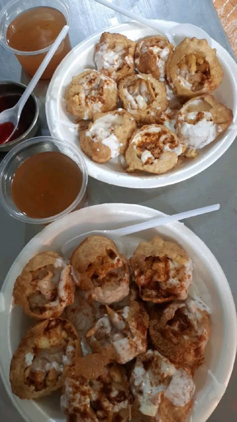 Golgappa Snap, Osman Bala, Delicious Food Image, Drinks Juice, Quick Lunch Recipes, Eating Food Funny, Spicy Snacks Recipes, Food Captions, Birthday Post