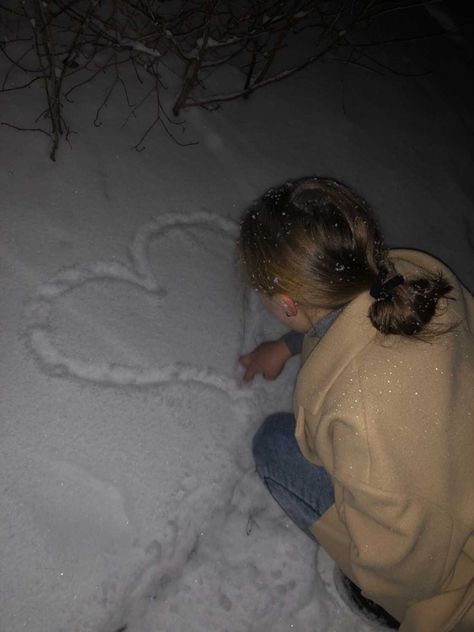 LOVE, girl, snow, winter, heart, night Girl In Snow, Winter Heart, Snow Pics, Winter Shoot, Girl Struggles, Relatable Comics, Snow Night, Wish You Merry Christmas, Funny And Relatable