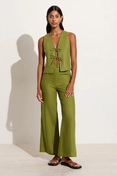 Two Piece Flare Pants Set, Olive Green Top Outfit, Green Linen Pants Outfit, Vietnam Tailor, Linen Matching Set, Linen Set Outfit, Adjustable Clothing, Olive Green Outfit, High Waisted Linen Pants