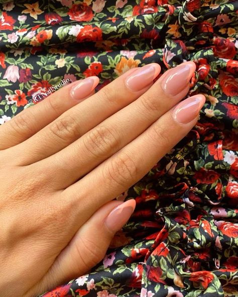 Light Peach French Tip Nails, Peachy French Nails, Peach French Nails, Peach French Tip Nails, Peach Nails, Minimal Nails, French Tip Acrylic Nails, S Nails, Cute Hairstyles For Short Hair