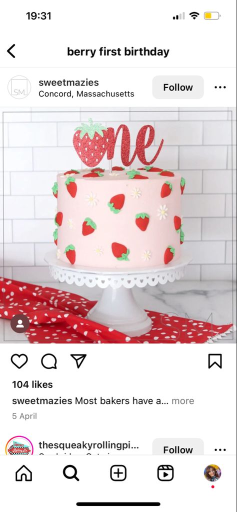 Strawberry 1st Birthday Party Cake, First Birthday Cake Strawberry, Food For Berry First Birthday, Strawberry Themed 1st Birthday Smash Cake, Berry First Bday Cake, Very Berry First Birthday Cake, Berry 1st Birthday Cake Smash, Berry First Birthday Sheet Cake, Berry One Birthday Cake