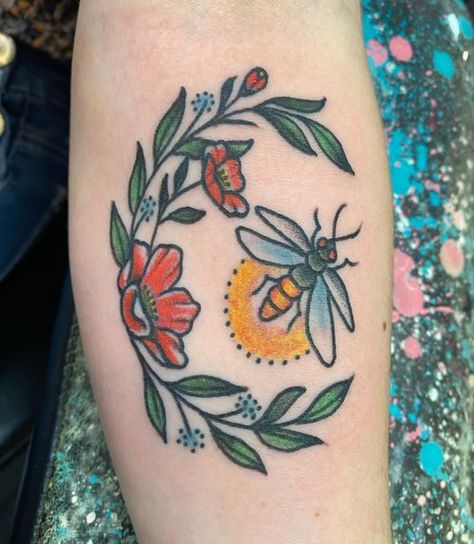 Miss Morgan, Firefly Tattoo, Traditional Tattoo Inspiration, Bug Tattoo, Insect Tattoo, Floral Tattoo Sleeve, Tattoo Now, Traditional Tattoo Art