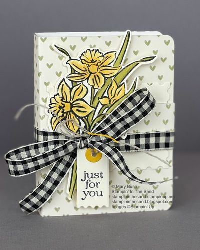 Daffodil Afternoon Book Treat Box Stampin Up Book Treat Boxes 2024, Su Treat Boxes, Su Book Treat Boxes, Stampin Up Book Treat Boxes, Daffodil Afternoon Dsp, Stampin Up Small Treat Boxes, Stampin Up Little Treat Box Dies, Book Boxes, Stampin Up Project