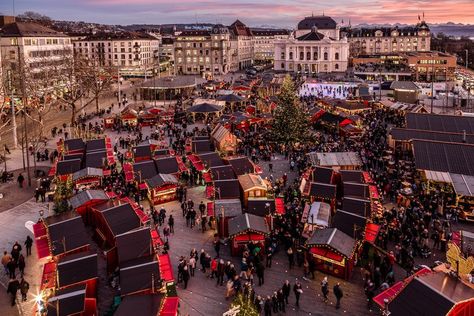 How to Spend the Holidays in Zurich — Twinkling Christmas Markets, Mouthwatering Fondue, and Luxury Hotels Included Zurich Christmas, Switzerland Christmas, Zurich Airport, Switzerland Tourism, Lakeside View, Europe City, Family Beach Trip, Paris Travel Guide, Christmas Markets