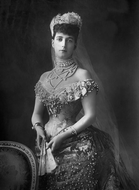 The favourite monarch you forgot: days after Queen Alexandra's birthday, Tatler looks back at one of the most endearing queens in history | Tatler Queen Victoria's Daughters, Princess Alexandra Of Denmark, Alexandra Of Denmark, Queen Alexandra, Princess Alexandra, British Monarchy, Royal House, Royal Jewels, British Royalty