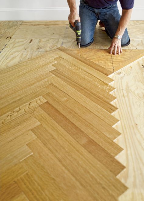 How to Install a Herringbone Floor - This Old House Diy Wood Floors, Installing Laminate Flooring, Wood Floor Design, Tongue And Groove Ceiling, Herringbone Wood Floor, Herringbone Wood, Plywood Flooring, Refinishing Hardwood Floors, Refinishing Floors