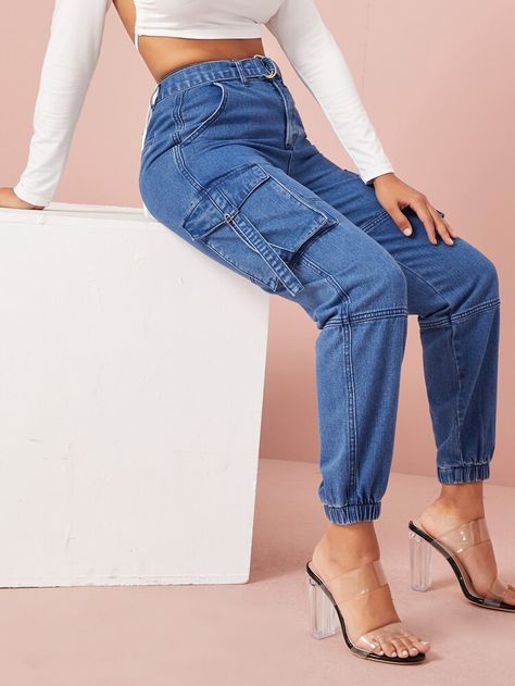 Flap Pocket Buckle Belted Cargo Jeans | SHEIN USA Cargo Joggers Outfits, Forever 21 Outfits, Fashion Nova Outfits, Joggers Outfit, Jeans Cargo, Outfit Jeans, Fashion Attire, Mode Online, Cargo Jeans