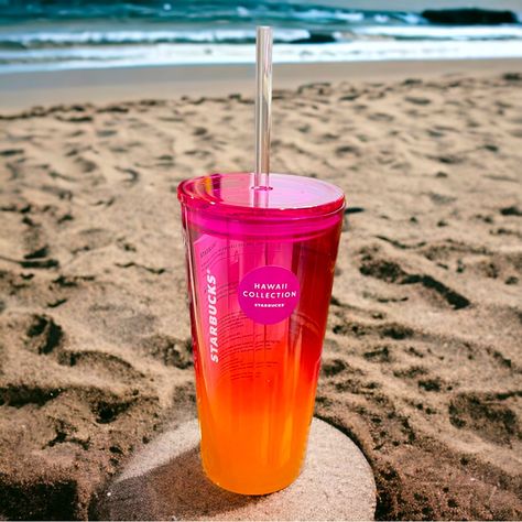 Starbucks 2020 Hawai Collection Hawaii Sunset Ombre Glass Tumbler 18oz (Nwt) New With Tags! This Design Is 4 Years Old Now, But The “Hawaii Collection” Is Only Available In Starbucks Locations On The Hawaiian Islands *Note: It Comes With The Pink Straw; I Had The Wrong Straw In The Cup For The 1st Photo Starbucks Water Bottle, Sunset Ombre, Starbucks Locations, Reusable Plastic Cups, Hawaii Sunset, Starbucks Halloween, Starbucks Kitchen, Tall Coffee Mugs, Tea Tumbler