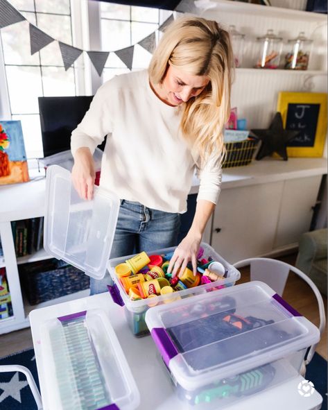 Easy ways to keep your playroom organized. Storing Magnatiles, Magna Tiles Storage, Magnetic Tile Storage, Magnatiles Storage, Organized Playroom, Cheap Baskets, Magna Tiles, Puzzle Storage, Lost Forever