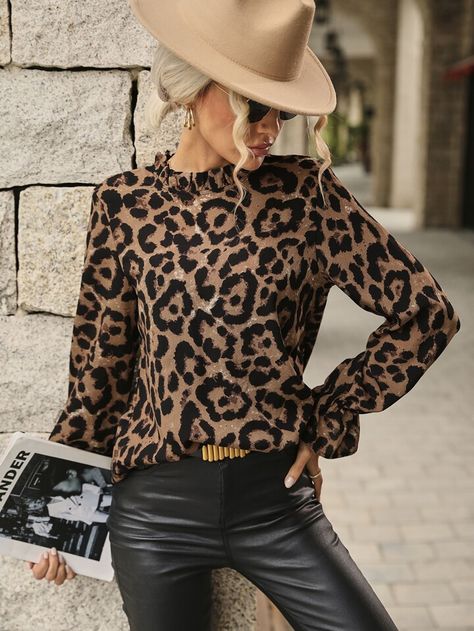 Leopard Print Shirt, Mock Neck Blouse, Stil Elegant, Leopard Print Top, Leopard Print Blouse, Print Shirt, Printed Blouse, Print Tops, Shirt Sleeves