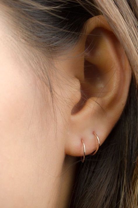 Conch Ring, Double Ear Piercings, Double Piercing, Cute Ear Piercings, Gold Bar Earrings, Dainty Hoop Earrings, Tiny Hoop Earrings, Bar Stud Earrings, Ear Jewelry