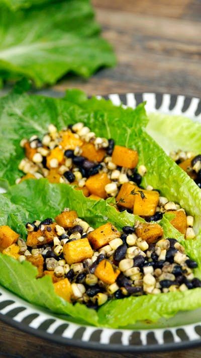 Corn, squash and beans come together beautifully in this light yet hearty, healthy wrap. Healthy Wrap, Black Bean Corn, Dried Black Beans, Healthy Wraps, Cheap Healthy Meals, How To Cook Beans, Tasty Videos, 3 Sisters, Eggplant Recipes